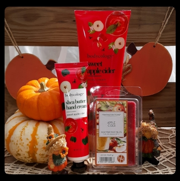 BODYCOLOGY Other - 🆕️PRICE FIRM🍎APPLE CIDER GIFT SET🍎